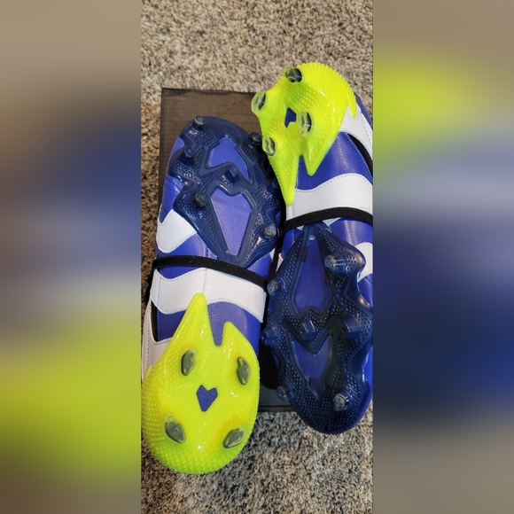 Adidas Mens Predator Accelerator FG REPLICA, US 9.5 - Picture 2 of 5